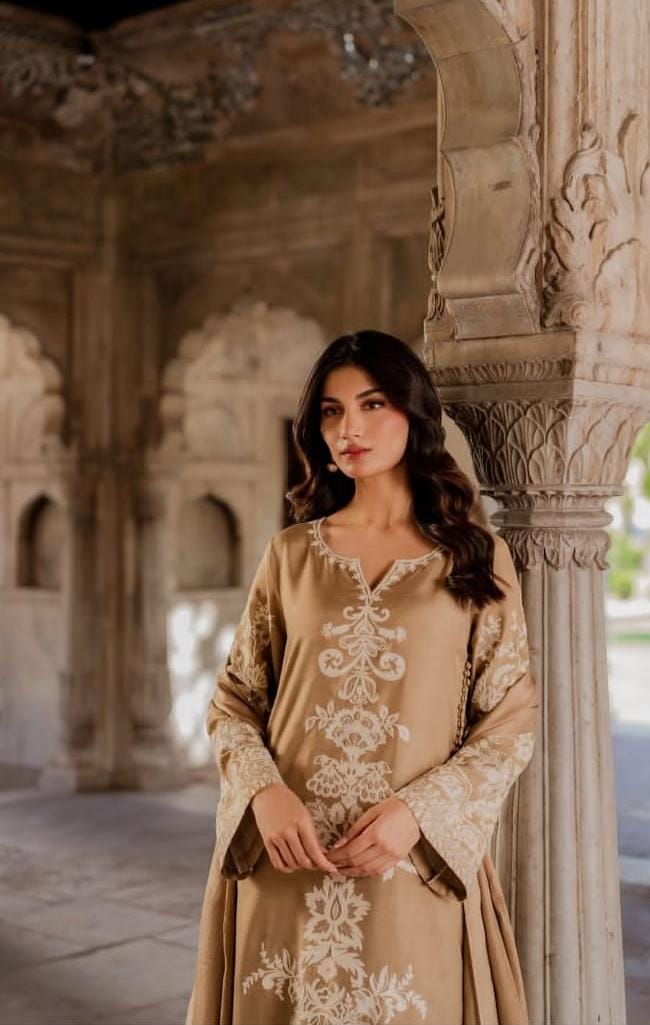 Mirana MF-26015 Premium Charmuse Silk With Chiffon Dupatta Unstitched 3 Piece 2026