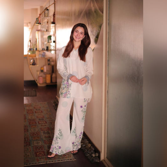 Haniya Amir Wear Silk Digital Print 3piece Unstitched