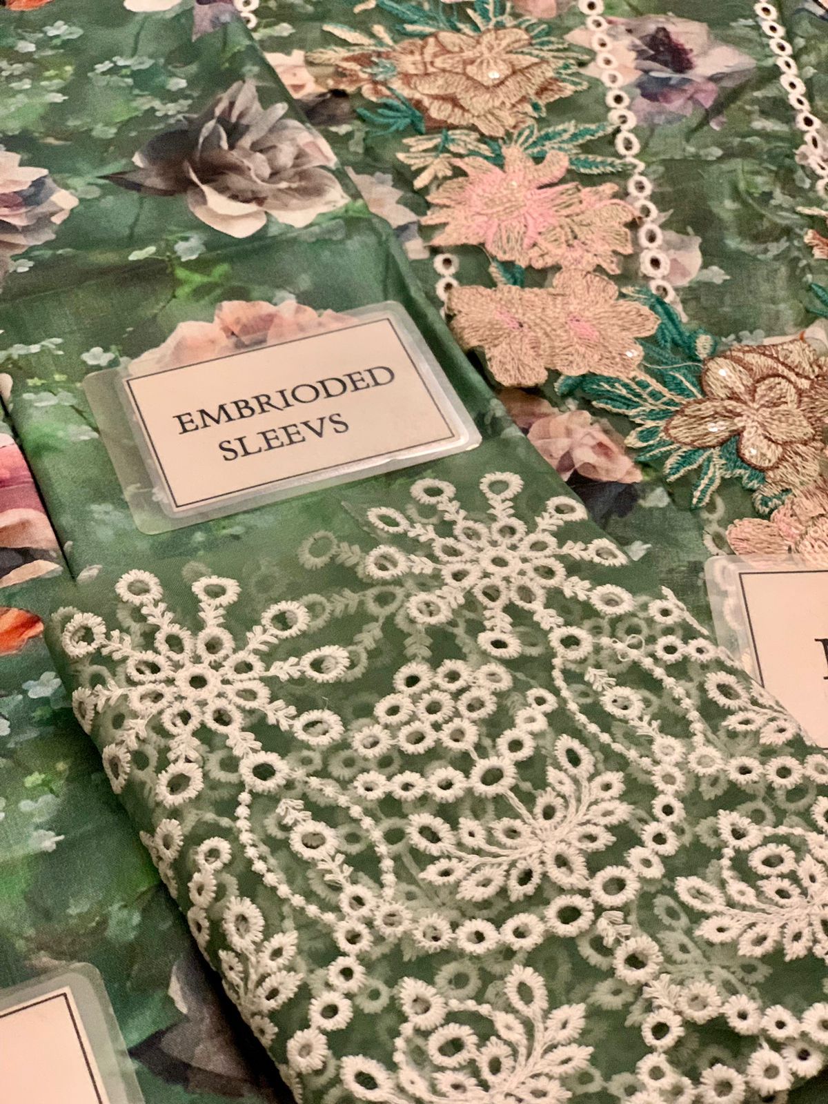 rn-image_picker_lib_temp_9b1d0fd0-acba-42bf-8f5e-f5392c6b16c1 - MF Collectionn